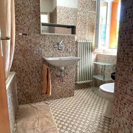 Bright Close To Center Appartement *